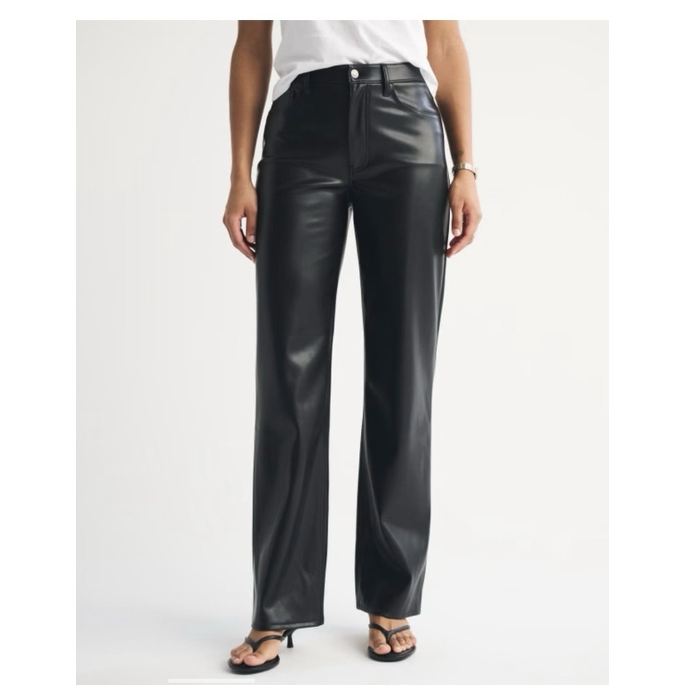 Abercrombie‎ & Fitch 90s Straight Ultra High Rise Curve Love Faux Leather 27/4S